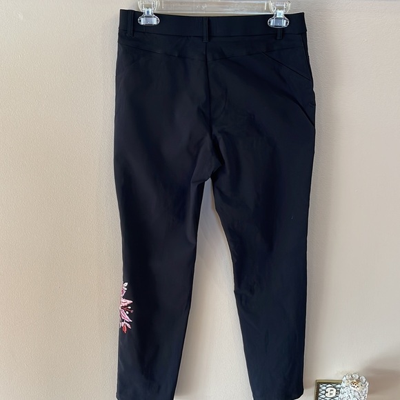 Style & Co black stretch pull on pants with embroidered floral bouquet slim leg - Picture 6 of 13